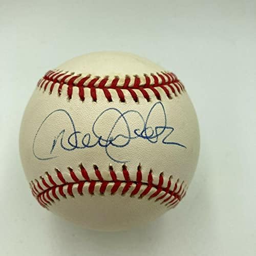 Derek Jeter potpisao je službeni bejzbol iz Svjetske serije iz 1998. godine s JSA CoA - Autografirani bejzbol