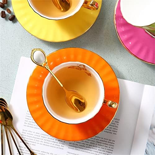 Šalica kave Britanski stil Fine Bone China čaša čaj i tanjuri se postavljaju keramički poklon praktični rođendanski poklon