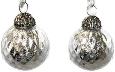 set od 2 kom Lijepa 3-inčna srebrna metalna staklena kugla s rupicama s ukrašenim srebrnim vrhom božićnih ukrasa